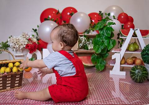 ensaio de menino tema piquinique em brasilia df, smash the cake'