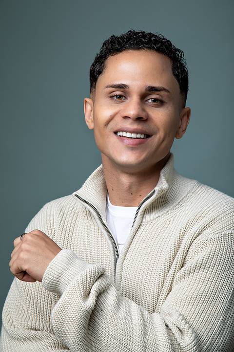 07. ensaio masculino em brasilia df, foto em estudio masculino'