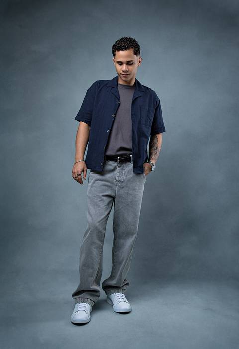 25. ensaio masculino em estudio em brasilia distrito federal por helenice gonçalves fotografia'