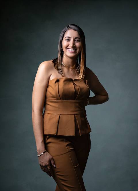 fotografia corporativa feminina em estudio em brasilia df'