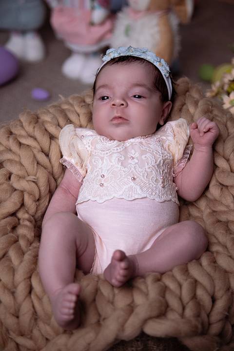 forografia de pascoa new born em estudio df'