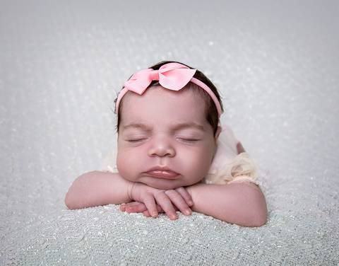 fotograda de New born em brasilia df, ensaio new born menina, helenice gonçalves fotografia'