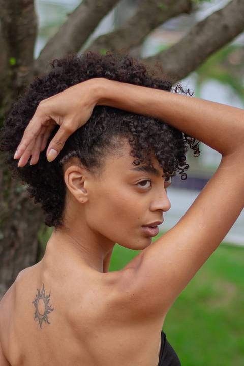 Ensaio fotográfico urbano feminino, ensaio de moda - via light'