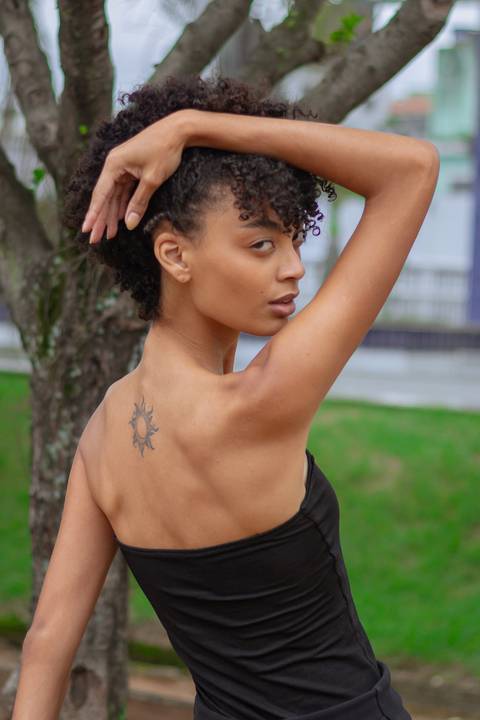 Ensaio fotográfico urbano feminino, ensaio de moda - via light'