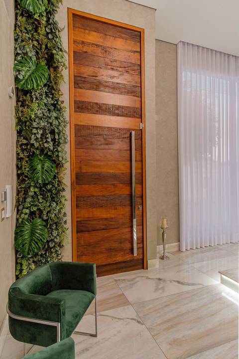 porta de madeira de demolição porta pivotante de madeira diego rocha fotografo fotografia de arquitetura e ambiente bh belo horizonte'