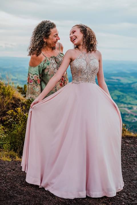 mão no ensaio de 15 anos'