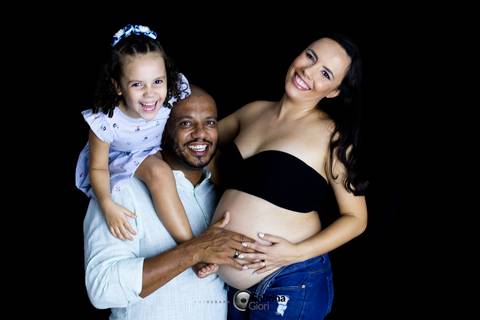 Ensaios fotográfico de gestante em BH com maquiagem inclusa '