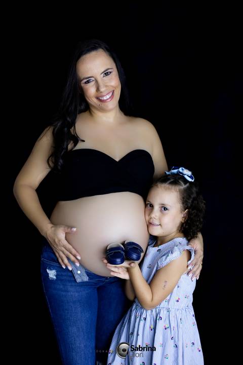 Ensaios fotográfico de gestante em BH com maquiagem inclusa '