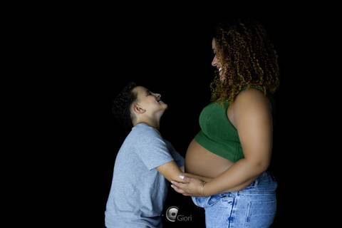 Ensaio fotográfico gestacional com maquiagem inclusa '
