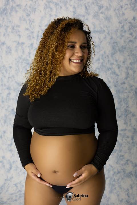 Ensaio fotográfico gestacional com maquiagem inclusa '