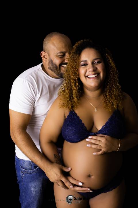 Ensaio fotográfico gestacional com maquiagem inclusa '