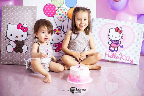 Smash the cake 1 aninho Julia'