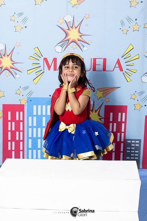 Ensaio em estudio personalizado Manu 4 anos '
