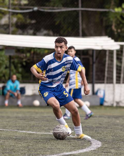 Lance da partida entre LOKOMOTIV X ABV, válida pela SUPER COPA OURO SUB-15, realizado no dia 29/04/2023 na ARENA LOKOMOTIV, na cidade de BETIM, no estado de MG. Foto: Luciano Brew / BhFoto'