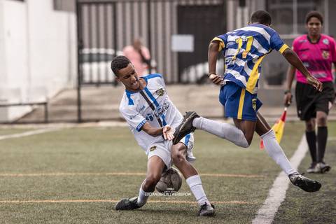 Lance da partida entre LOKOMOTIV X ABV, válida pela SUPER COPA OURO SUB-15, realizado no dia 29/04/2023 na ARENA LOKOMOTIV, na cidade de BETIM, no estado de MG. Foto: Luciano Brew / BhFoto'