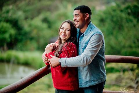 pre-wedding-laura-e-paulo-roberto-serra-do-salitre-waldavilafotografia-carmodoparanaiba
'