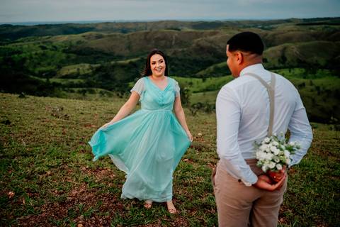 pre-wedding-laura-e-paulo-roberto-serra-do-salitre-waldavilafotografia-carmodoparanaiba
-casalmontanha-casalfogueira-casalflores-casalbicicleta'