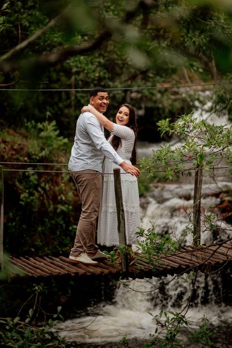 pre-wedding-laura-e-paulo-roberto-serra-do-salitre-waldavilafotografia-carmodoparanaiba -casalcachoeira
'