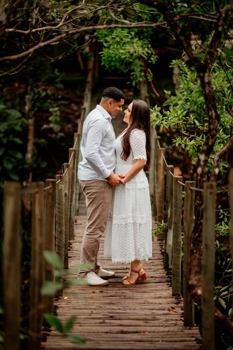 pre-wedding-laura-e-paulo-roberto-serra-do-salitre-waldavilafotografia-carmodoparanaiba -casalcachoeira
'