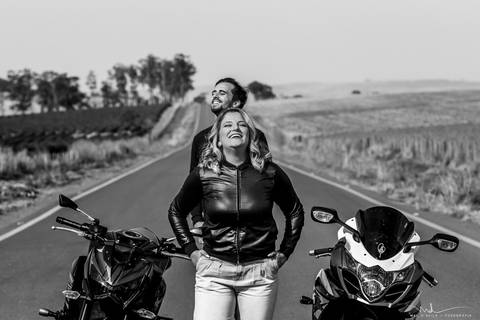 pre-wedding-moto-giovanna-e-maico-carmodoparanaiba'