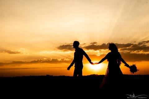 pre-wedding-igrejinha-giovanna-e-maico-arapua-silhueta'