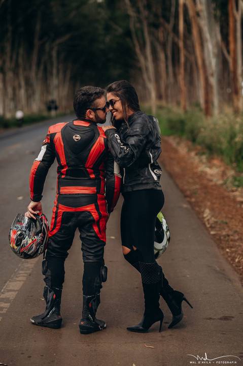 prewedding-carmo-do-paranaiba-luiza-e-andre-moto-waldavila'