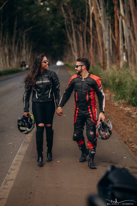 prewedding-carmo-do-paranaiba-luiza-e-andre-moto-waldavila'