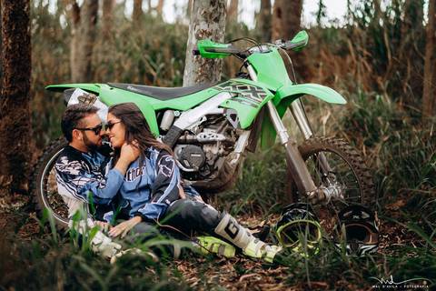 prewedding-carmo-do-paranaiba-luiza-e-andre-moto-waldavila'