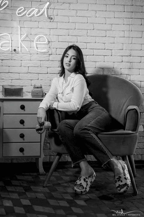 15anos-sofhia-cinema-carmodoparanaiba-waldavilaforografia-ensaio15anosexterno-fotografocarmodoparanaiba-'