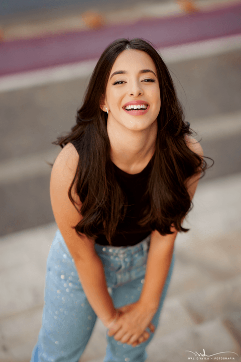 15anos-sofhia-cinema-carmodoparanaiba-waldavilaforografia-ensaio15anosexterno-pordosol-patosdeminas-fotografocarmodoparanaiba-'