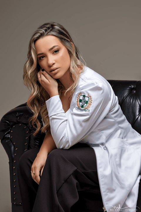 ensaio-meiaformatura-carmodoparanaiba-rioparanaiba-iomedica-marialuiza'