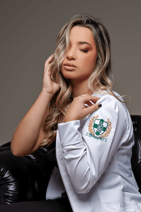 ensaio-meiaformatura-carmodoparanaiba-rioparanaiba-iomedica-marialuiza'