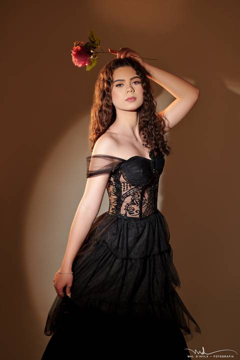 15anosisabelle-carmodoparanaiba-waldavilaforografia-ensaio15anosestudio-fotografocarmodoparanaiba'