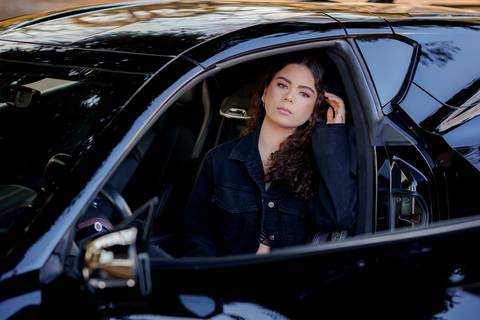 15anosisabelle-carmodoparanaiba-waldavilaforografia-ensaio15anosexterno-fotografocarmodoparanaiba-corvette'