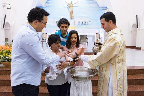 batizado igreja Padre Eustáquio'