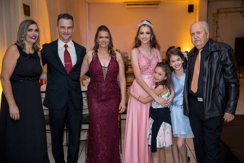 Fotógrafo de Aniversário de 15 anos Contagem'