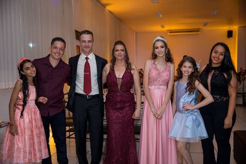 Fotógrafo de Aniversário de 15 anos Contagem'