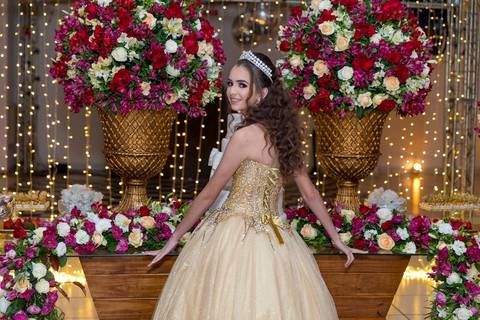 Fotógrafo de Aniversário de 15 anos Contagem'