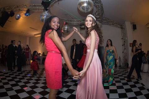 Fotógrafo de Aniversário de 15 anos - Betim'