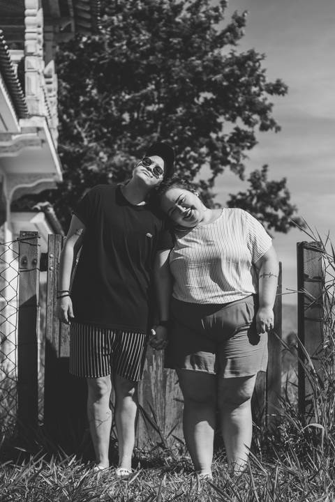 ensaio externo casal por do sol rural ufrrj pose para ensaio fotográfico'