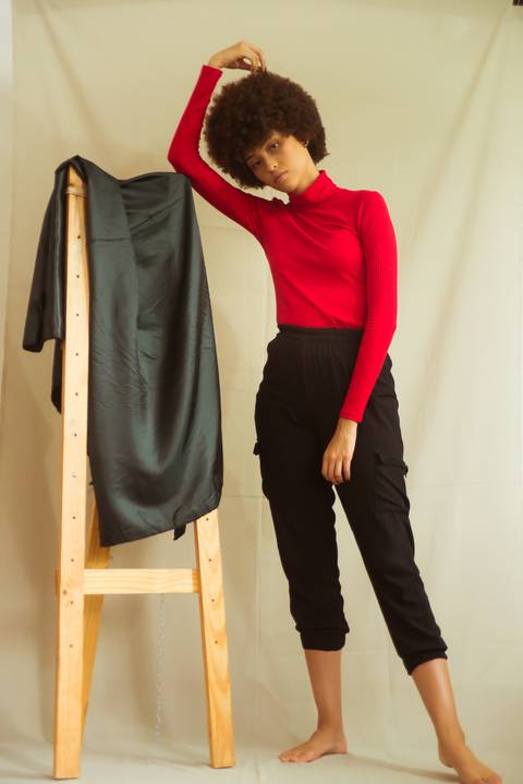 lowpoo cabelo cacheado blackpower transição capilar esquadro arte dica de look anos 90 gola rolê dica de pose como posar para ensaio feminino conceitual caio fabio fotografo itaguai RJ '