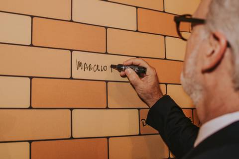 '