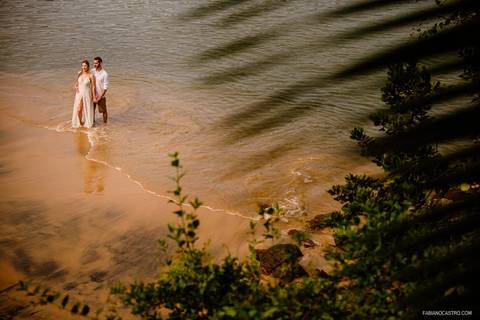 Ensaio Pré Wedding na praia em Ubatuba'