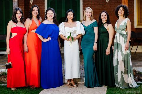 retrato da noiva com as madrinhas'