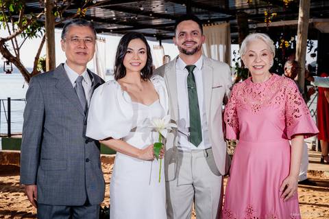 retrato do casal com os pais da noiva'