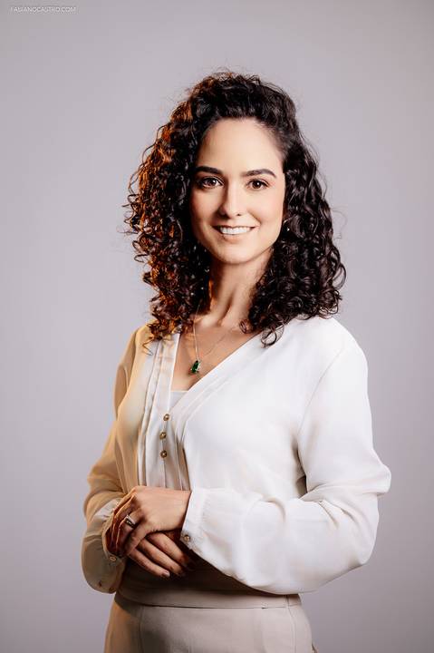 Dra. Paula Ribeiro, Neuropediatra.'