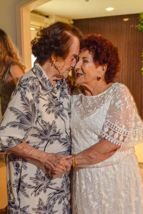 aniversário, aniversário de 100 anos, bday, cobertura fotográfica de família, cobertura fotográfica em são paulo, emily fanti, fotografia afetiva, fotografia de família, fotografia documental, história de familia, legado, eterno, álbum de família'