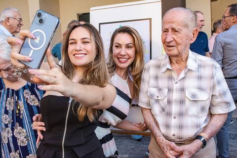 aniversário, aniversário de 100 anos, bday, cobertura fotográfica de família, cobertura fotográfica em são paulo, emily fanti, fotografia afetiva, fotografia de família, fotografia documental, história de familia, legado, eterno, álbum de família'