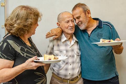 aniversário, aniversário de 100 anos, bday, cobertura fotográfica de família, cobertura fotográfica em são paulo, emily fanti, fotografia afetiva, fotografia de família, fotografia documental, história de familia, legado, eterno, álbum de família'