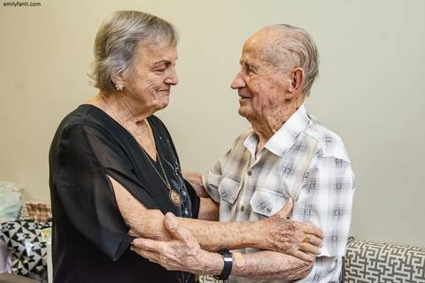 aniversário, aniversário de 100 anos, bday, cobertura fotográfica de família, cobertura fotográfica em são paulo, emily fanti, fotografia afetiva, fotografia de família, fotografia documental, história de familia, legado, eterno, álbum de família'
